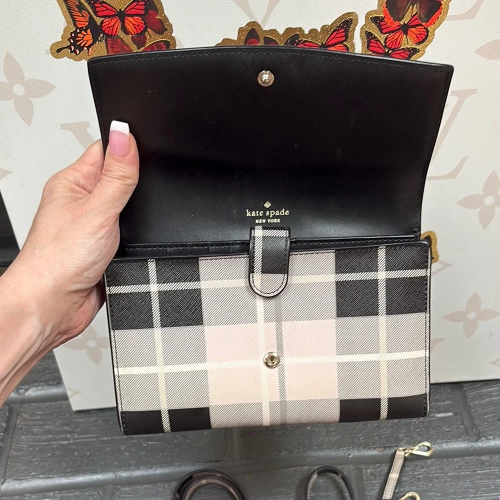 Kate Spade Crossbody Wallet